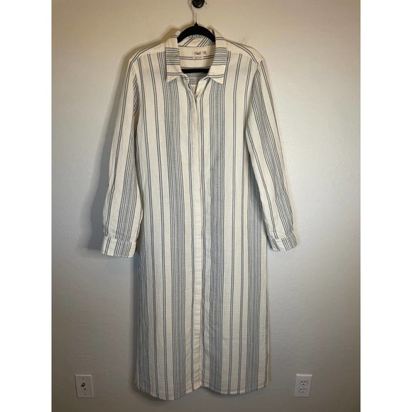 Faherty | White and Blue Striped Women's Dream Cotton Iris Dress Size Medium - Picture 1 of 7
